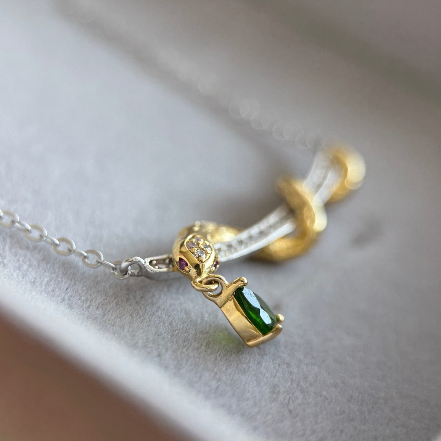 Serpentine Necklace with Natural Green Diopside